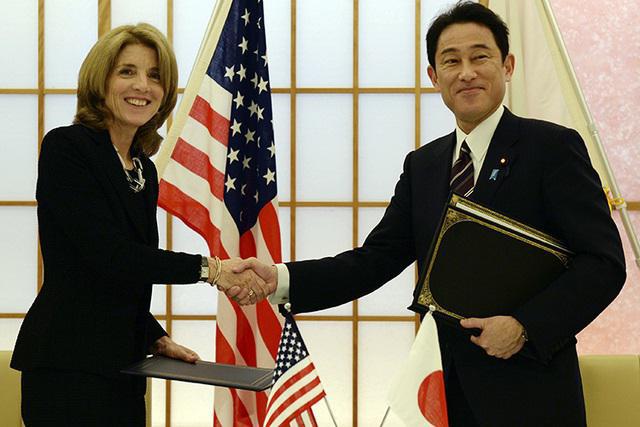 Η Caroline Kennedy και τα παιδιά της