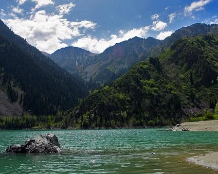 Blue Lakes Καζακστάν