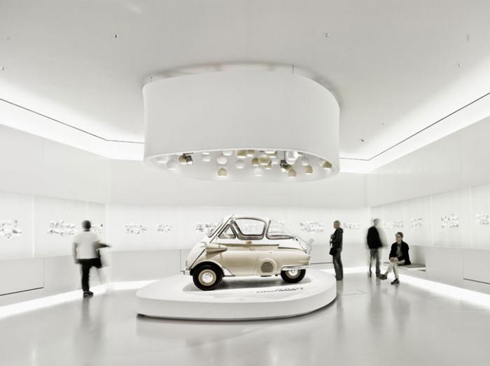 Το Μουσείο BMW στο Μόναχο. Μουσεία του Μονάχου. BMW Museum στο Μόναχο, φωτογραφία